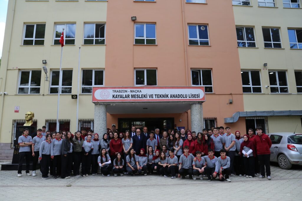 Ömer Yıldız Okul Ziyareti 4